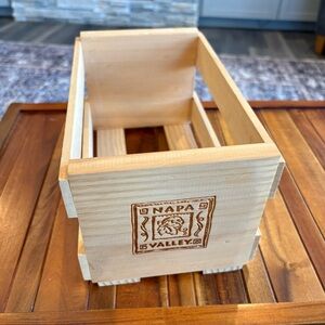 Napa Valley Single row 10x6x6” wooden disk crate square label